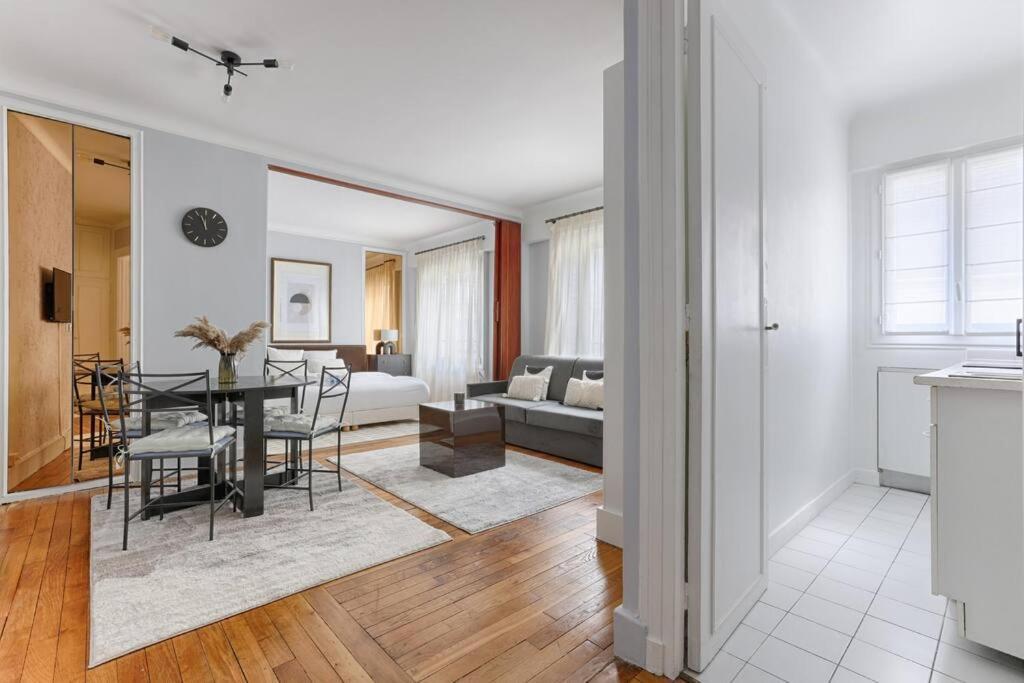 Matignon Saint-Honore : Magnifique Appartement 1Br パリ エクステリア 写真